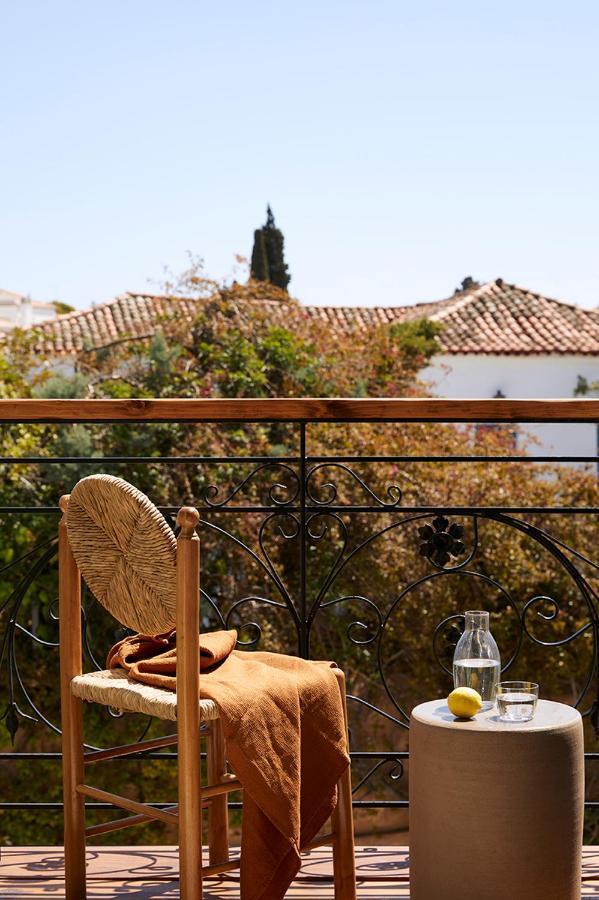 Yayaki Spetses Hotel Exterior photo